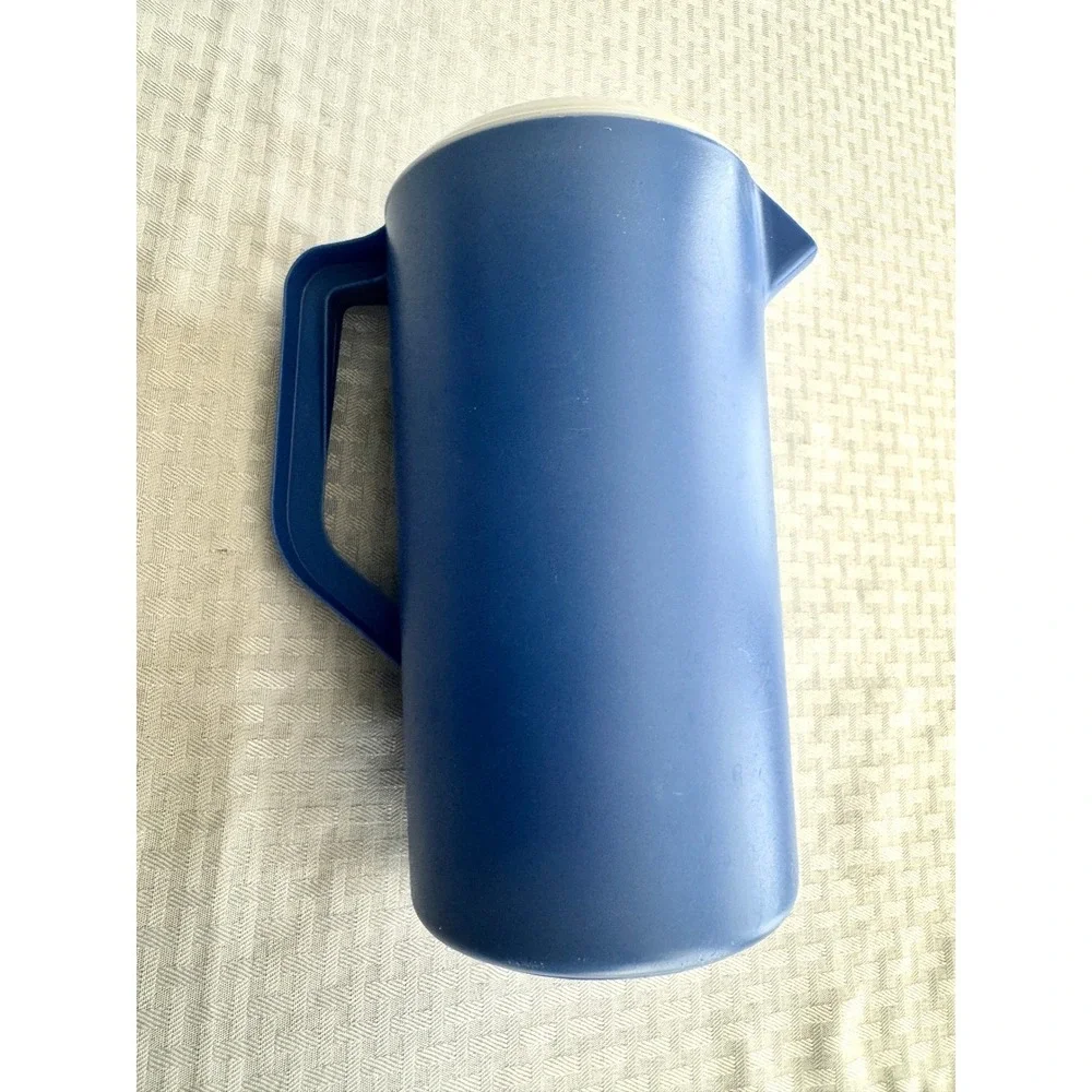Vintage Tupperware Rubbermaid Pitcher Lot‎ Teal Blue Brown Retro Kitchenware 3pc